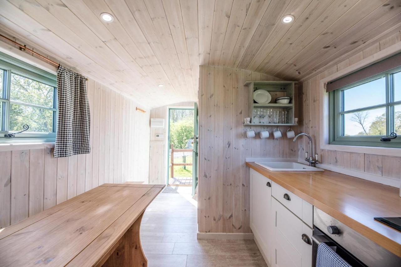 Honeysuckle Farm Holidays By Stay In Suffolk, Monk Soham Woodbridge Eksteriør billede