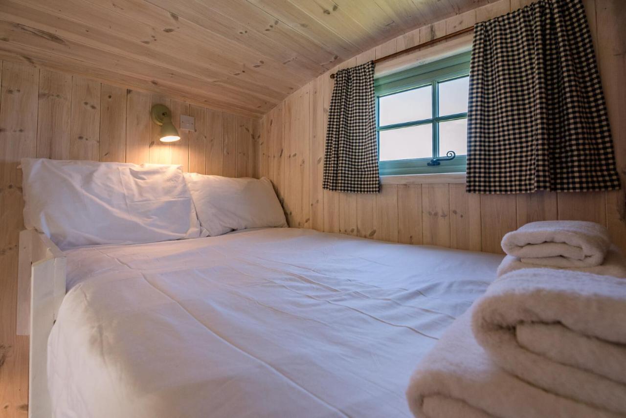 Honeysuckle Farm Holidays By Stay In Suffolk, Monk Soham Woodbridge Eksteriør billede